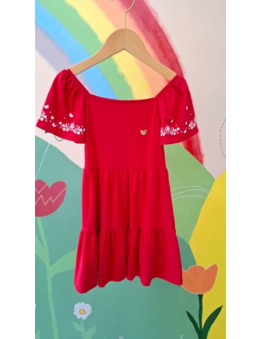 Vestido Encanto Vermelho – Detalhes Florais de Sonho