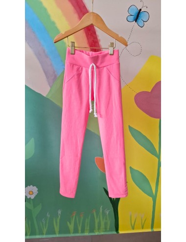 ✨ A legging perfeita pra brilhar nos dias frios chegou! ✨
