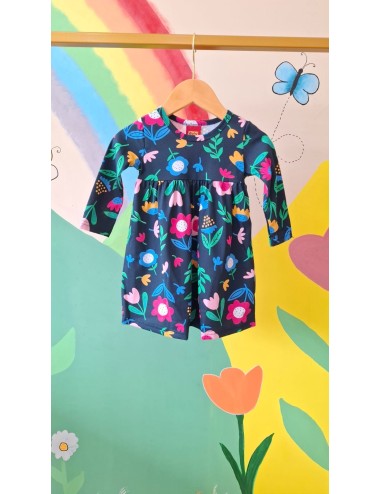 🌸✨ Um jardim de fofura em forma de vestido!