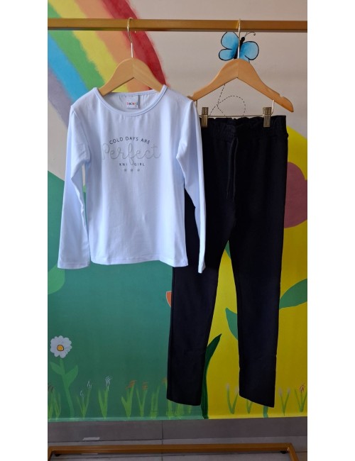 Conjunto Infantil Blusa Branca e Calça de Moletom COLD DAYS ARE Perfect